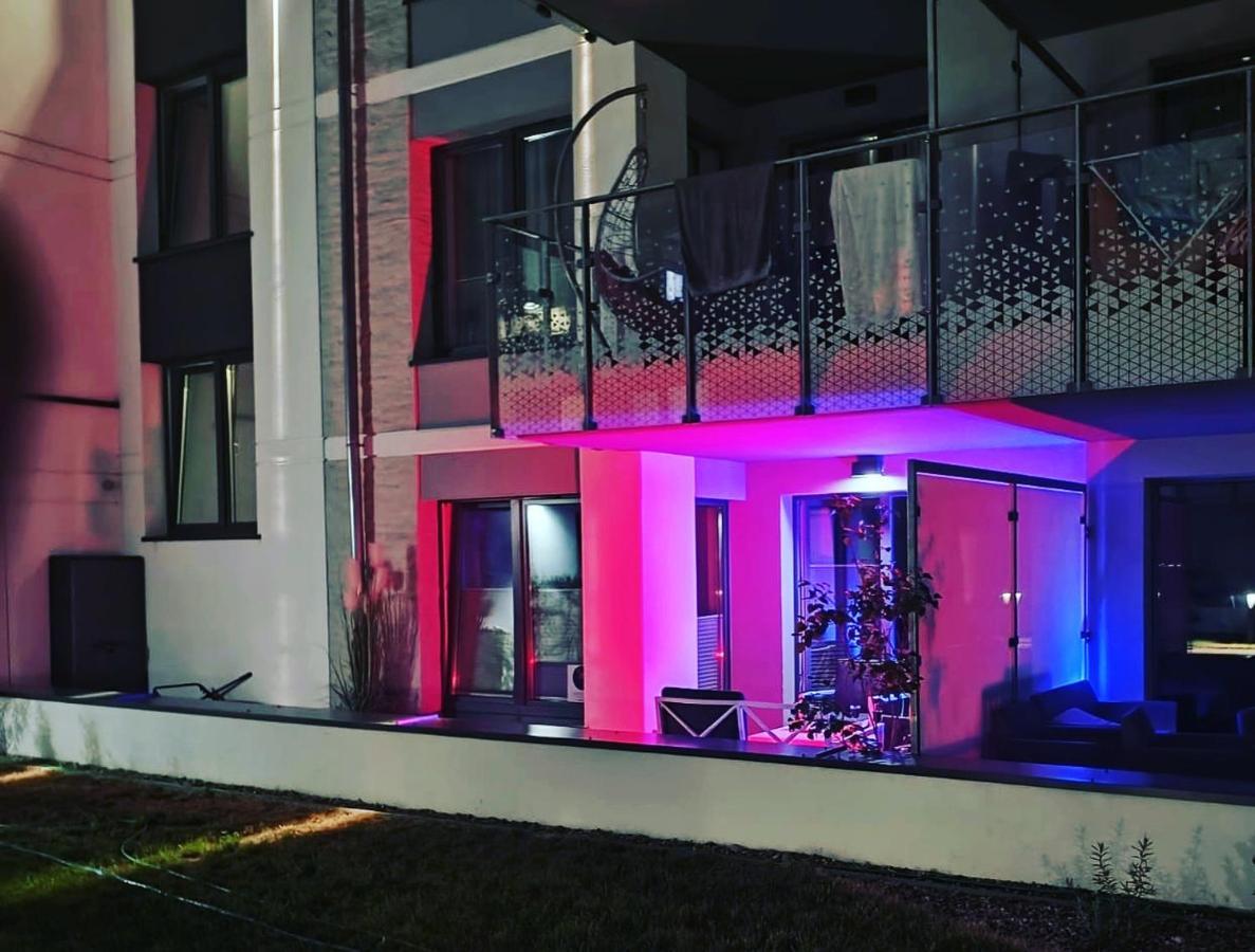 Nadmorskie Tarasy Pink&Blue Z Prywatnym Tarasem Basen Kryty&Zewnetrzny Infinity Silownia Sala Zabaw Kołobrzeg Exterior foto